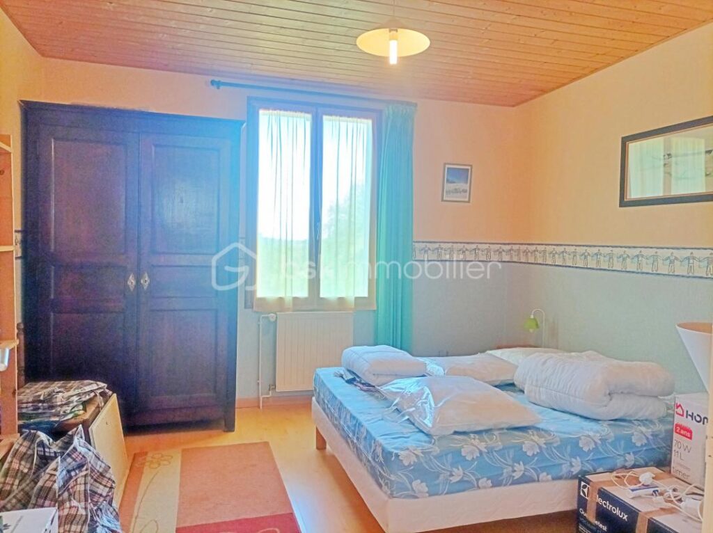 Maison 157m2 de plain-pied avec vue dégagée – 5 min de Catus – 6 pièces – 3 chambres – 157 m²