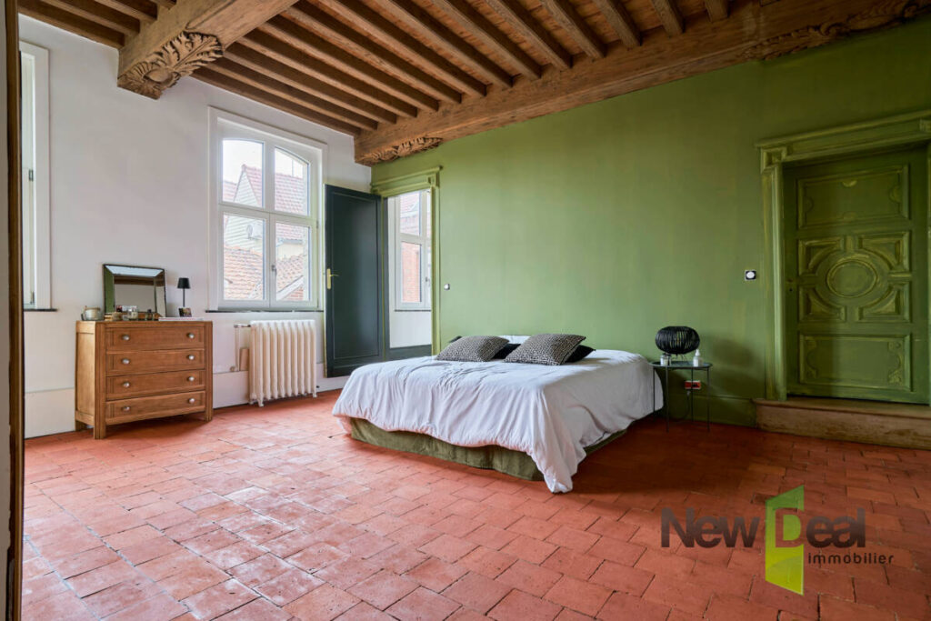 DEMEURE DU 17ÈME SIECLE RENOVEE / SAINT AMAND LES EAUX – 15 pièces – 6 chambres – 560 m²