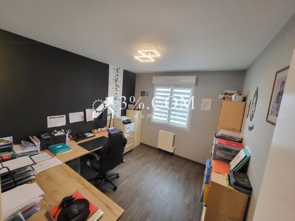 Très belle maison individuelle – 10 pièces – 230 m2 – A VOIR – 10 pièces – 4 chambres – 230 m²