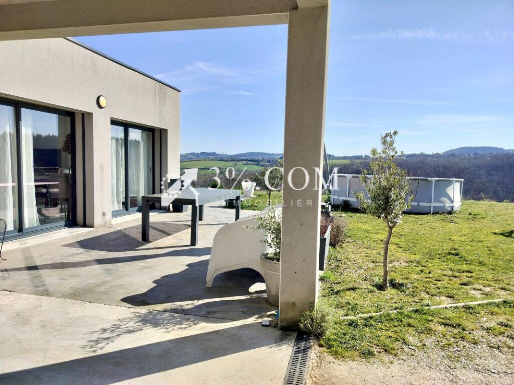 Villa contemporaine offrant 3 chambres et 114m2 habitables s – 5 pièces – 3 chambres – 115 m²