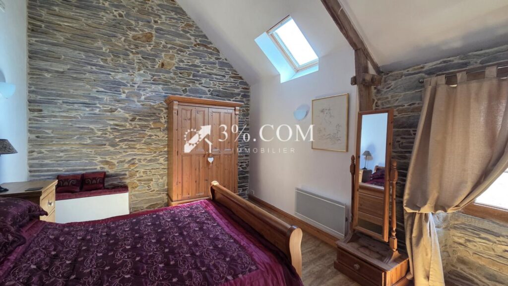 Longère de caractère au calme – 4 pièces – 3 chambres – 115 m²