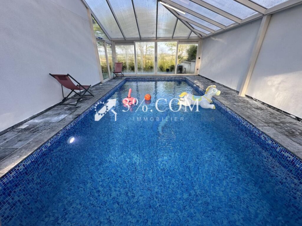 Villa indépendante avec piscine à Condette – 6 pièces – 4 chambres – 179 m²