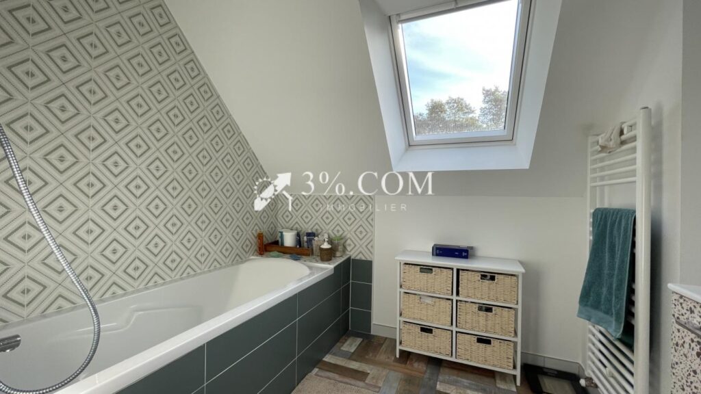 Bourg de Baden, Belle contemporaine de 121m2 4 Chambres, vue – 5 pièces – 4 chambres – 112 m²