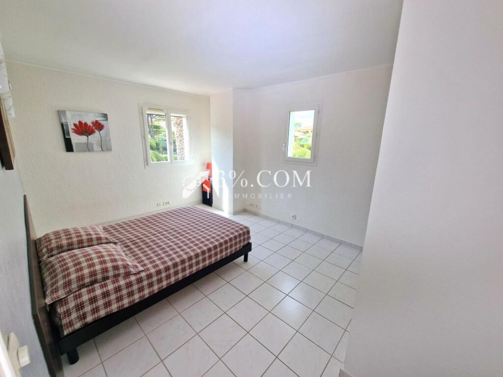 Splendide villa dans un écrin de verdure – 5 pièces – 4 chambres – 133 m²