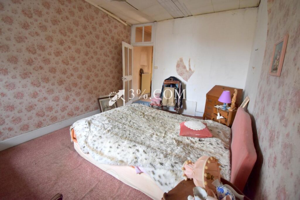 Ancien moulin de 154 m2, 3 chambres, 2 bureaux, dans écrin d – 5 pièces – 3 chambres – 153 m²