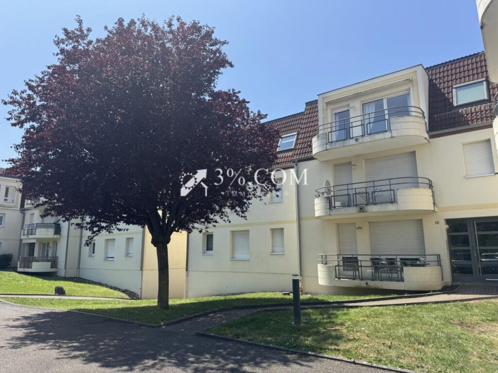 3%.COM – Joli F2 au calme avec balcon, cave et garage – 2 pièces – 1 chambre – 41 m²