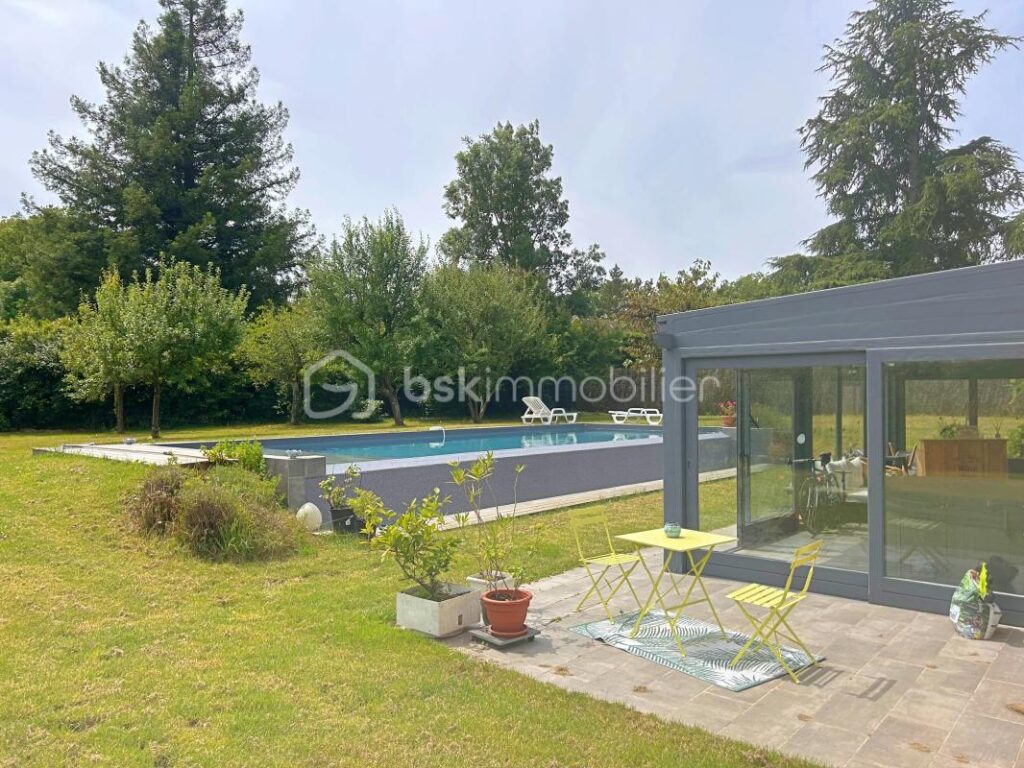 Superbe maison de campagne – 6 pièces – 168 m² – Terrain clos, arboré et sans vis à vis – Très calme ! – 6 pièces – 4 chambres – 168 m²