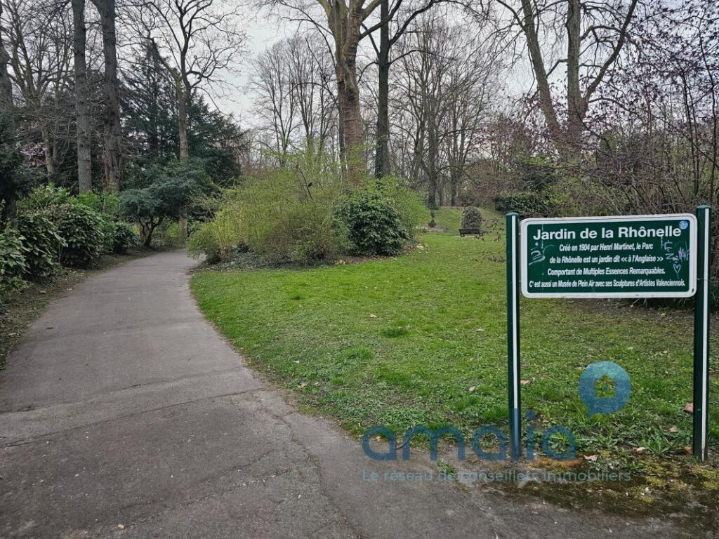 Appartement 3 pièces – 65m² dans résidence R+3 avec ascenseur, place de parking privative et cave – 3 pièces – 2 chambres – 65 m²