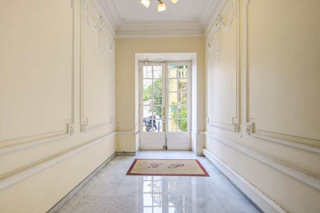 NICE CIMIEZ PALAIS BOURGEOIS – 3P – 66 m² – 3 pièces – 2 chambres – 66 m²