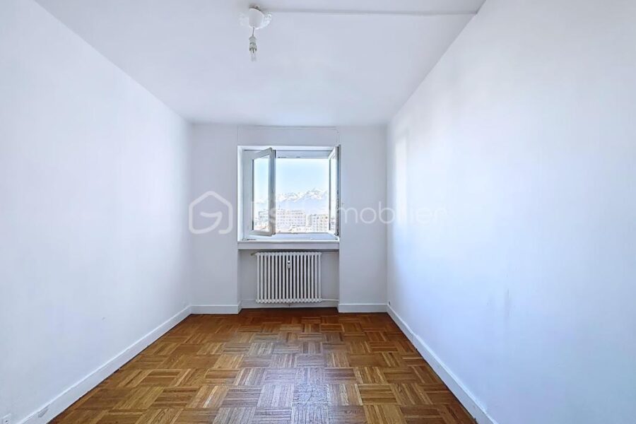 Appartement à vendre à Grenoble — Vue montagne — photo 12