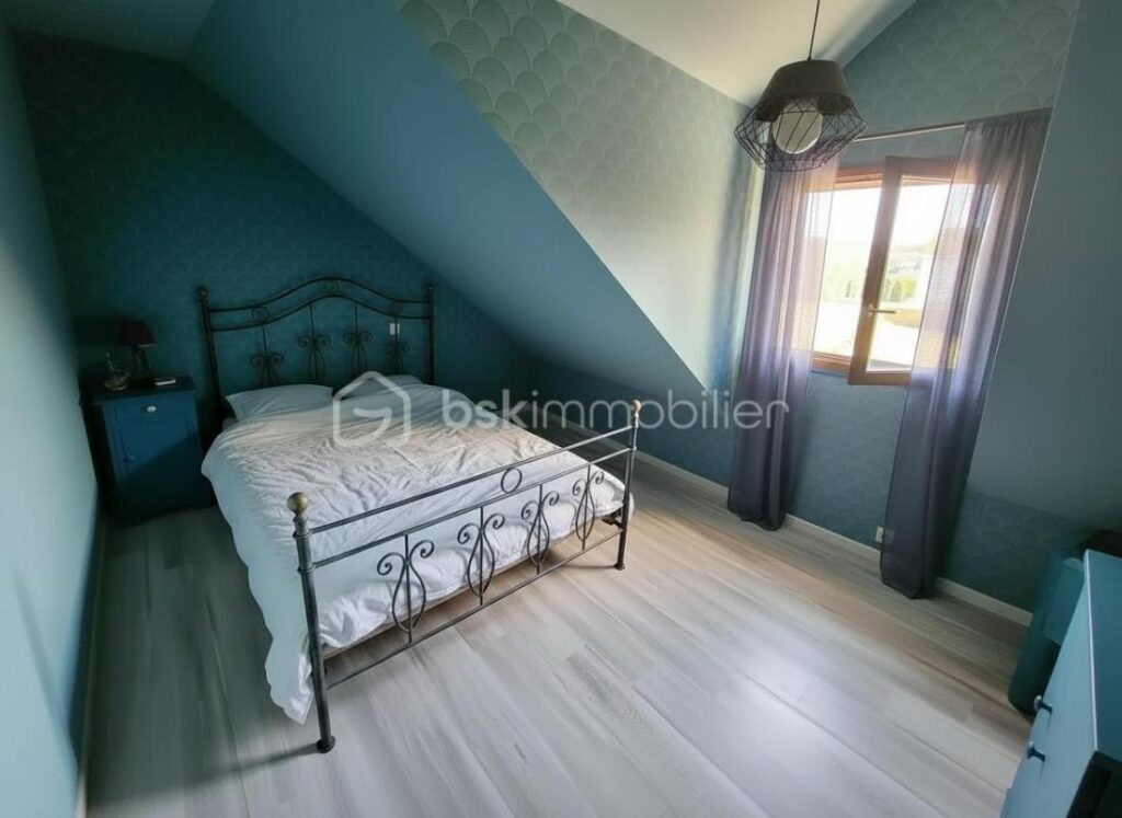 Maison rénovée avec vue campagne – Parigny – 6 pièces – 4 chambres – 120 m²