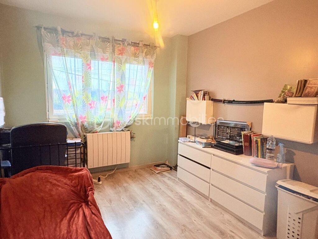 Maison familiale semi plain pied 148 m2 Libercourt – 7 pièces – 5 chambres – 147 m²