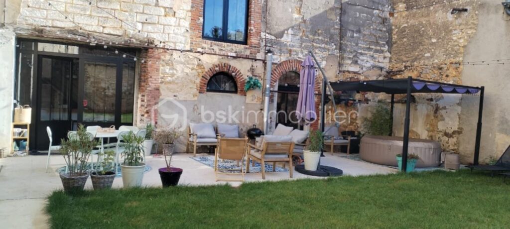 Magnifique Maison d’Exception avec Confort Moderne et Charme de l’Ancien ! – 6 pièces – 4 chambres – 392 m²