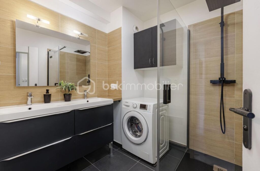 EXCLUSIVITE : APPARTEMENT DUPLEX DERNIER ETAGE ANNECY LE VIEUX 143 M2 – 7 pièces – 5 chambres – 143 m²