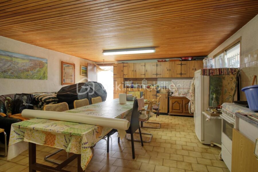 Maison à vendre à Saint martin de la cluze