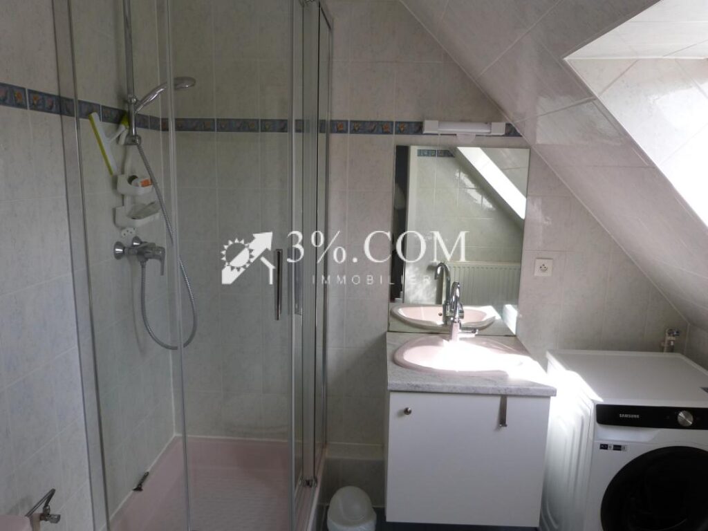 3%.COM-Neudorf : Duplex dernier étage 111m2 Robertsau – 4 pièces – 3 chambres – 91 m²