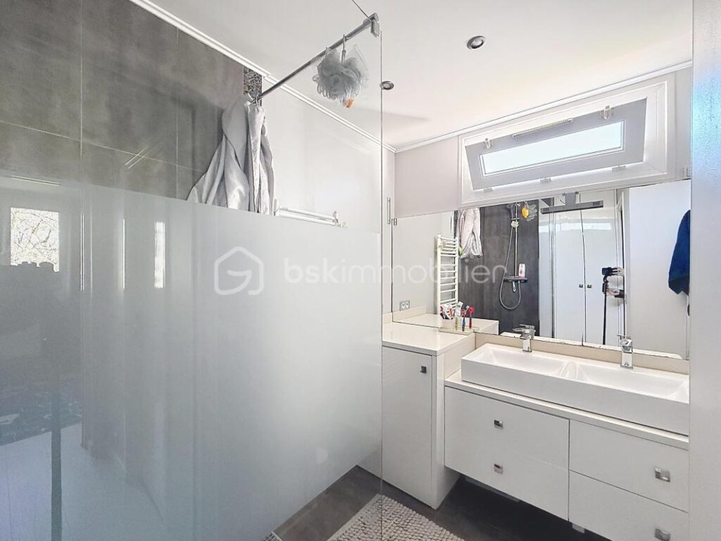 Exclusivité : un trois‑pièces lumineux, entièrement repensé par architecte – 3 pièces – 2 chambres – 58 m²