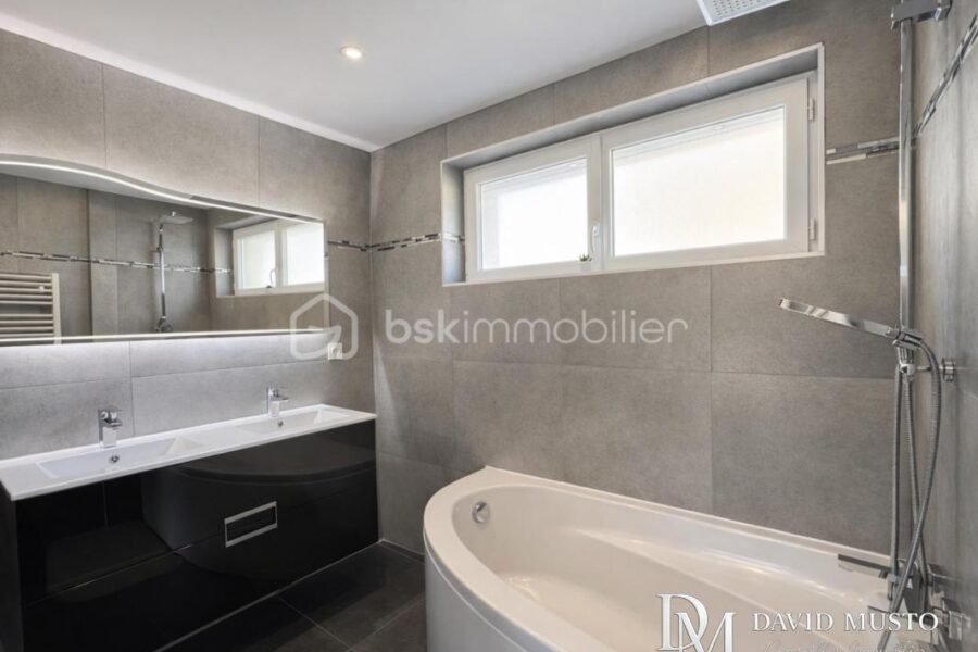 Maison à vendre à Lumbin