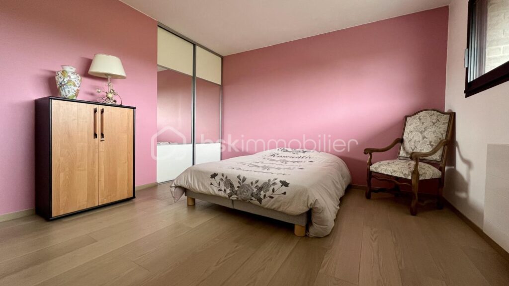 Maison Contemporaine PIRAINO – 6 pièces – 4 chambres – 190 m²