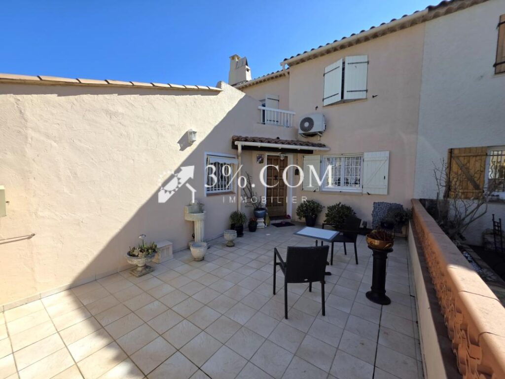 Charmante maison tout à pied – 4 pièces – 3 chambres – 96 m²