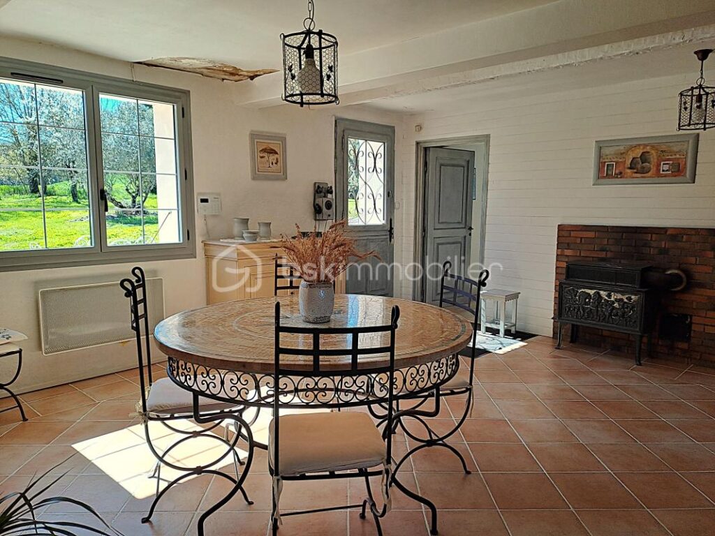 Lauragaise 230 m², piscine, parc et vue dégagée – 7 pièces – 5 chambres – 226 m²