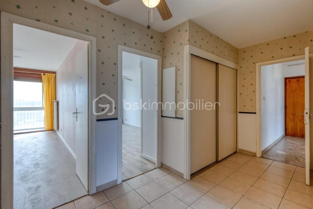 APPARTEMENT T4 93M² – 4 pièces – 2 chambres – 93 m²