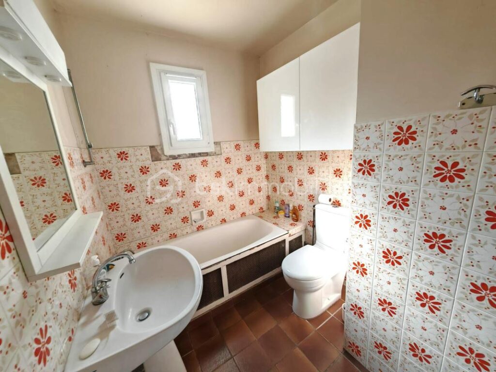 Maison de charme en bord de Seine – 5 chambres – 7 pièces – 5 chambres – 140 m²