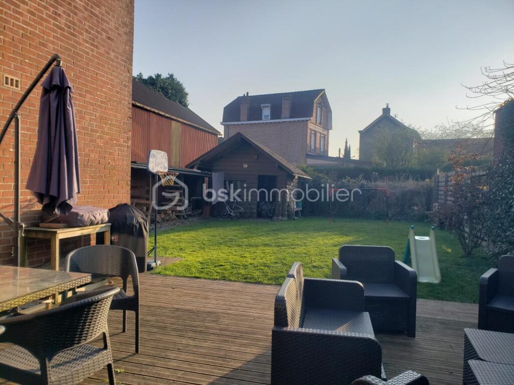 Maison familiale à Fretin – 7 pièces – 3 chambres – 142 m²