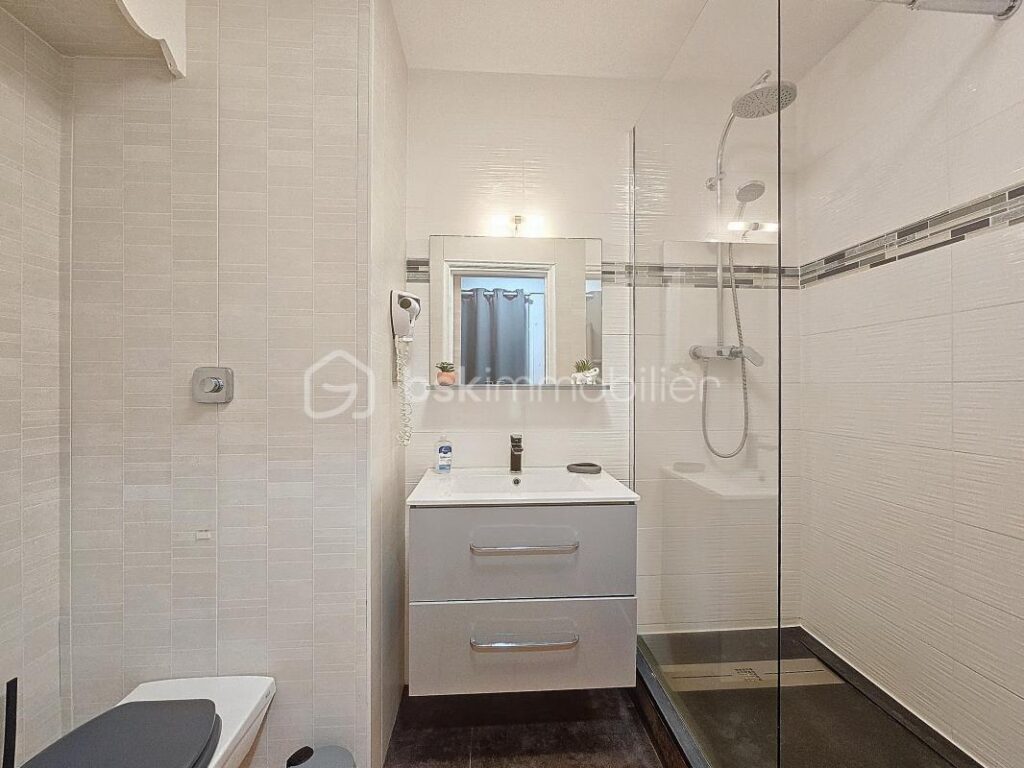Studio Anse des Rochers plage et piscine – 1 pièce – 1 chambre – 29 m²