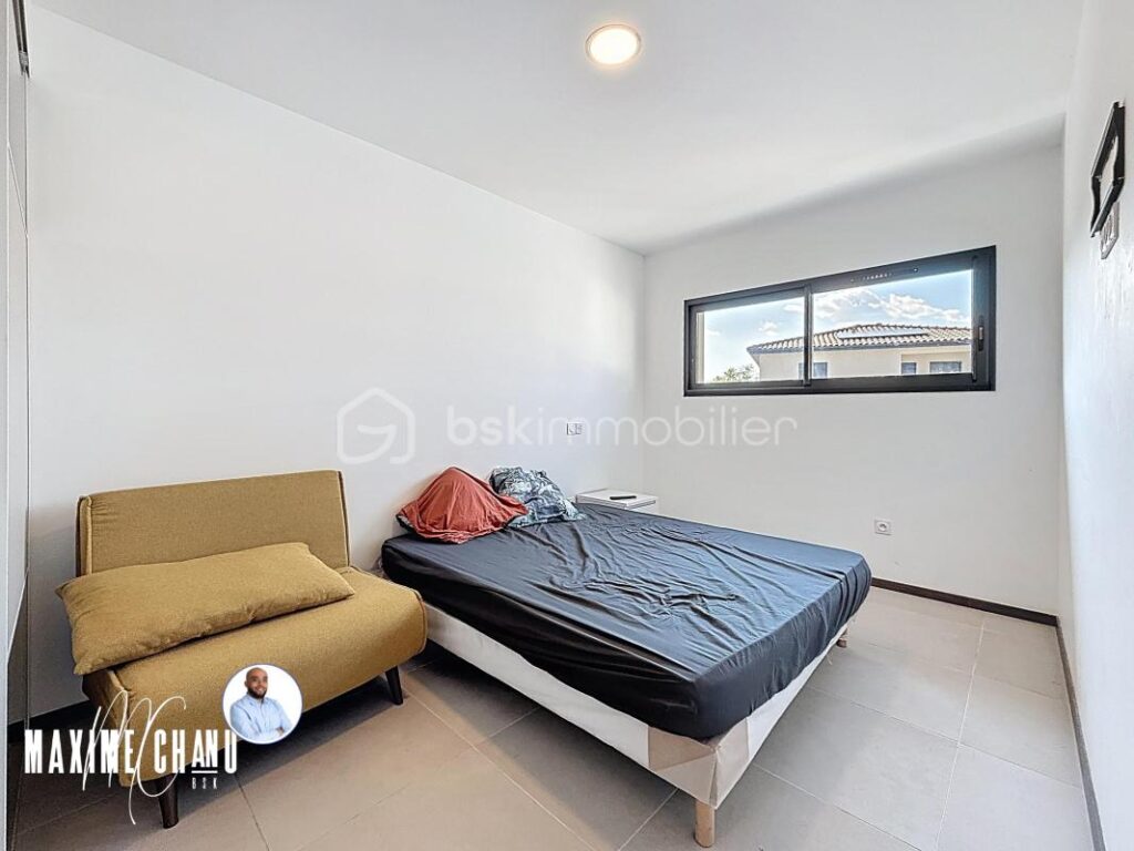 Maison contemporaine 5 pièces avec piscine et garage à BELARGA – 5 pièces – 4 chambres – 142 m²