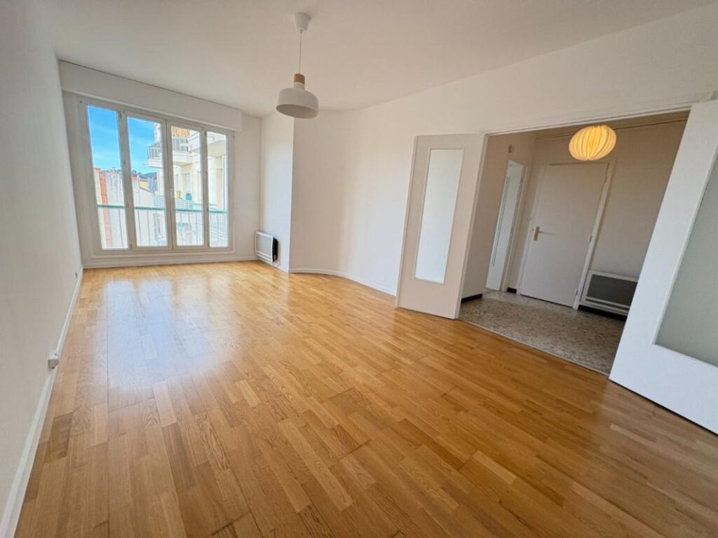 T1 A LOUER RUE LEPENTE – 1 pièce – 1 chambre – 36 m²