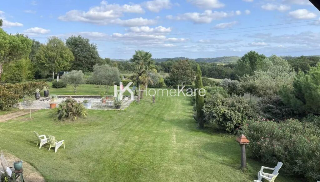 UN HAVRE DE PAIX – 10 pièces – 4 chambres – 255 m²