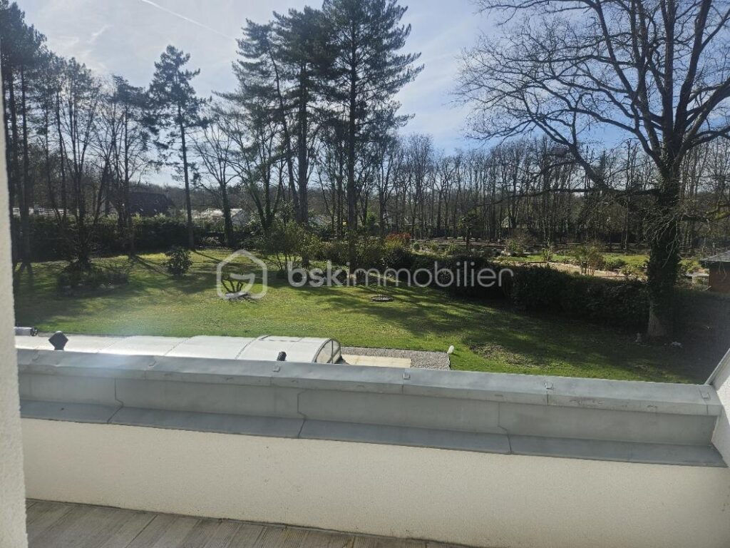 DEMEURE D’EXCEPTION À GOUVIEUX : Luxe, Calme et Proximité – 6 pièces – 4 chambres – 197 m²