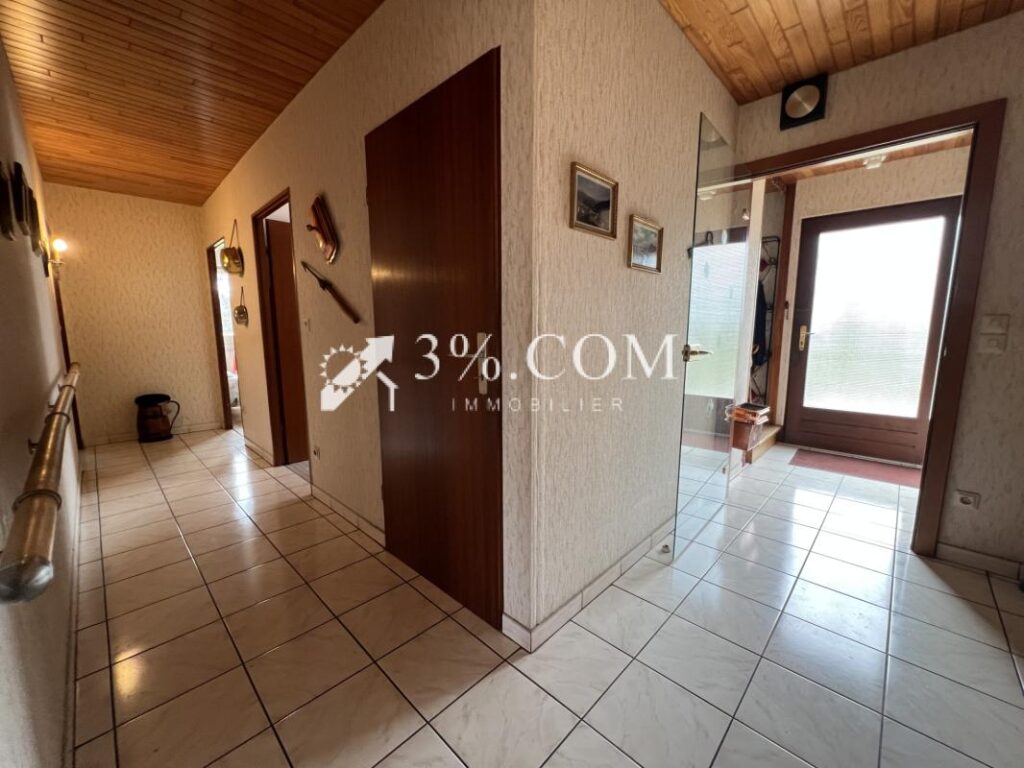 Grande maison d’habitation de 6 pièces – 6 pièces – 4 chambres – 175 m²