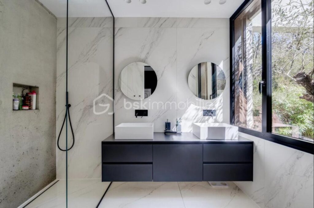 LACROIX-FALGARDE – Villa d’architecte en position dominante à 15 minutes de Toulouse – 6 pièces – 4 chambres – 225 m²