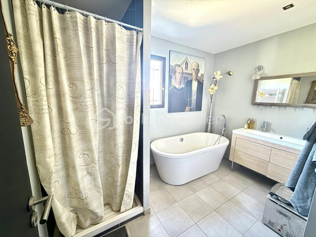 Villa prestige – 6 pièces – 5 chambres – 182 m²