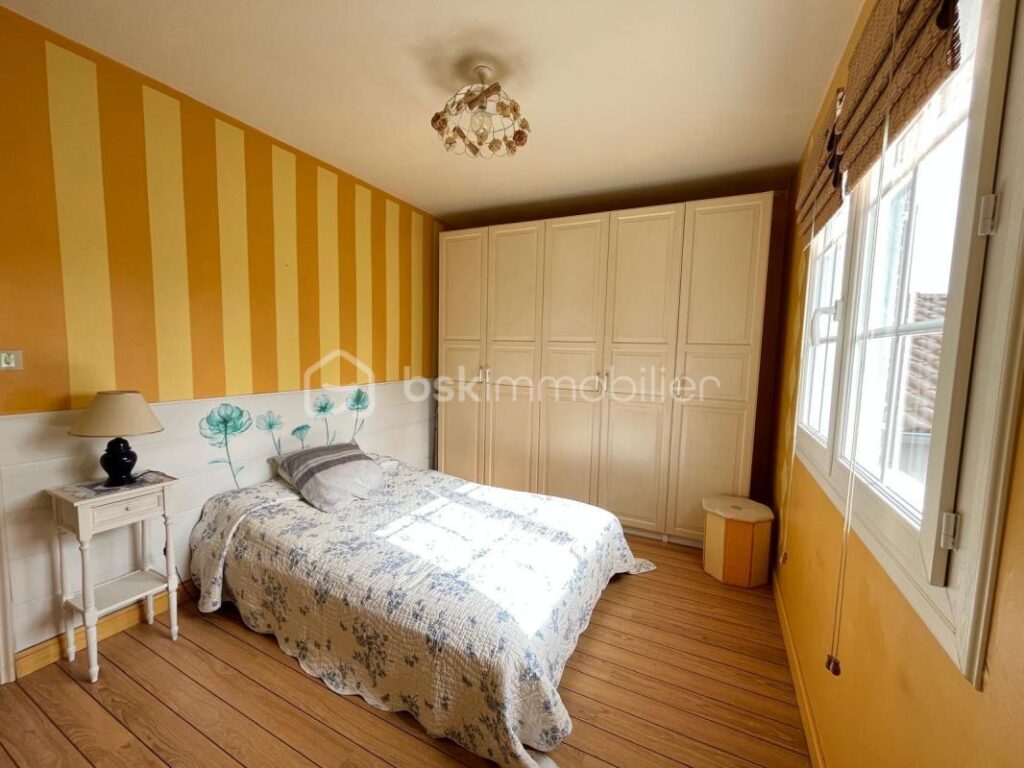 Maison de plain-pied – Quartier résidentiel à Vertou – 6 pièces – 3 chambres – 136 m²