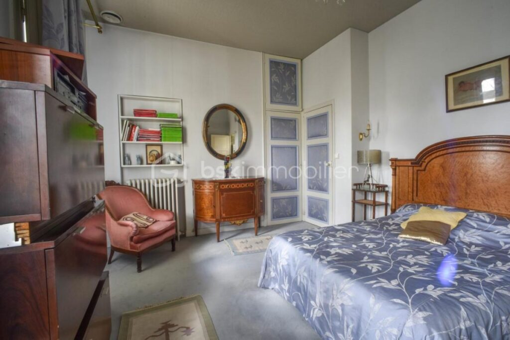 TOULOUSE Maison de caractère du T8 du XIX -ème avec 2000 ² de parc – 8 pièces – 5 chambres – 214 m²