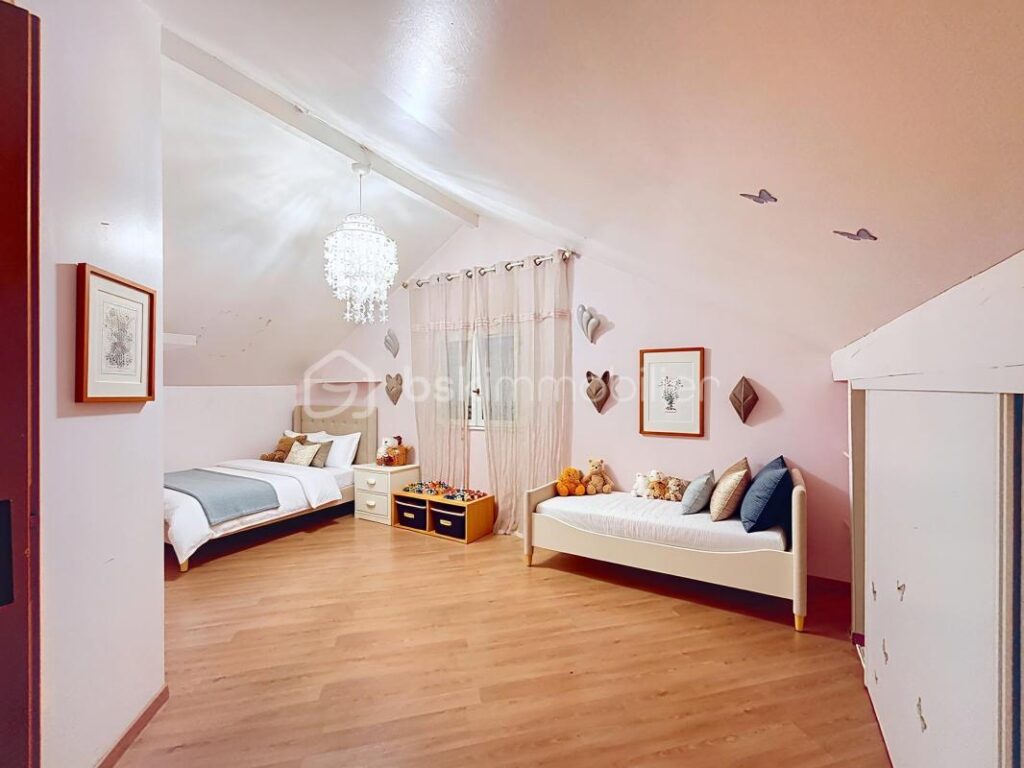 Spacieuse maison dans secteur calme, à 5min de Varces – 5 pièces – 4 chambres – 183 m²