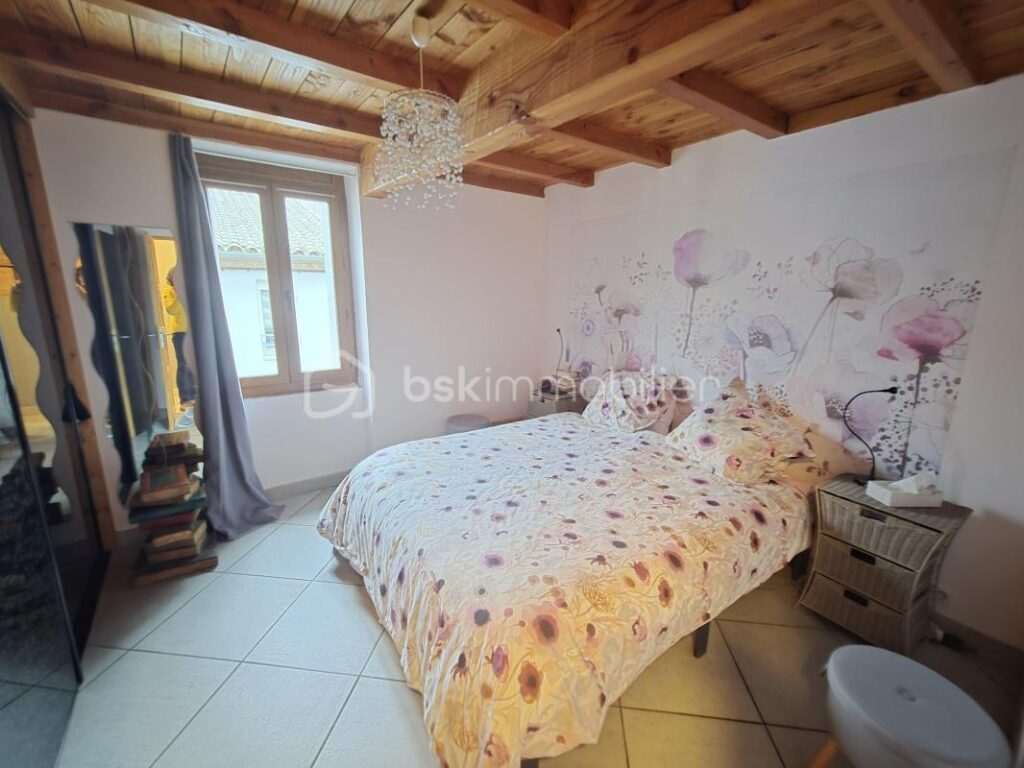 3 pièces 85 m2, balcon, garage – 3 pièces – 2 chambres – 70 m²