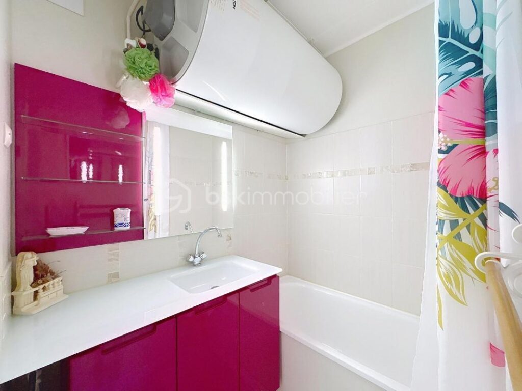 Appartement 3 pièces avec parking privatif – 3 pièces – 2 chambres – 35 m²