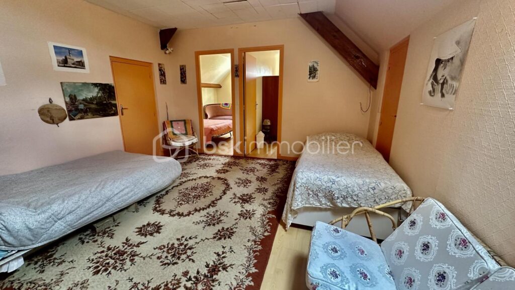 Maison familiale – 7 pièces – 4 chambres – 183 m²