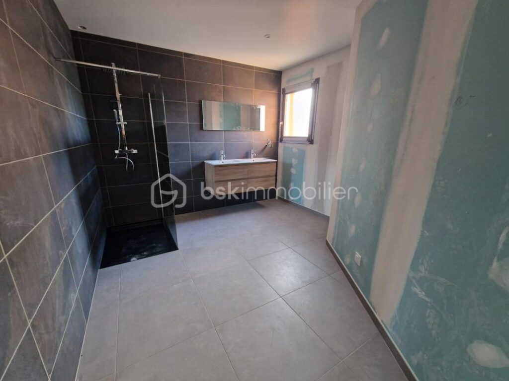 Maison neuve – Disponible en février 2025 – 4 pièces – 3 chambres – 135 m²