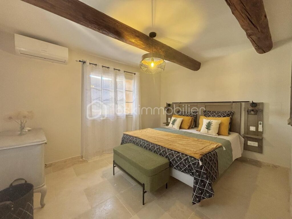 Superbe maison au pied du Mont-Ventoux – 4 pièces – 2 chambres – 94 m²