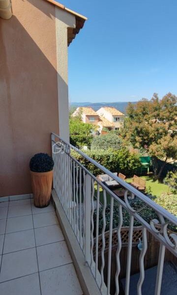 Maison à vendre à Roquebrune sur argens
