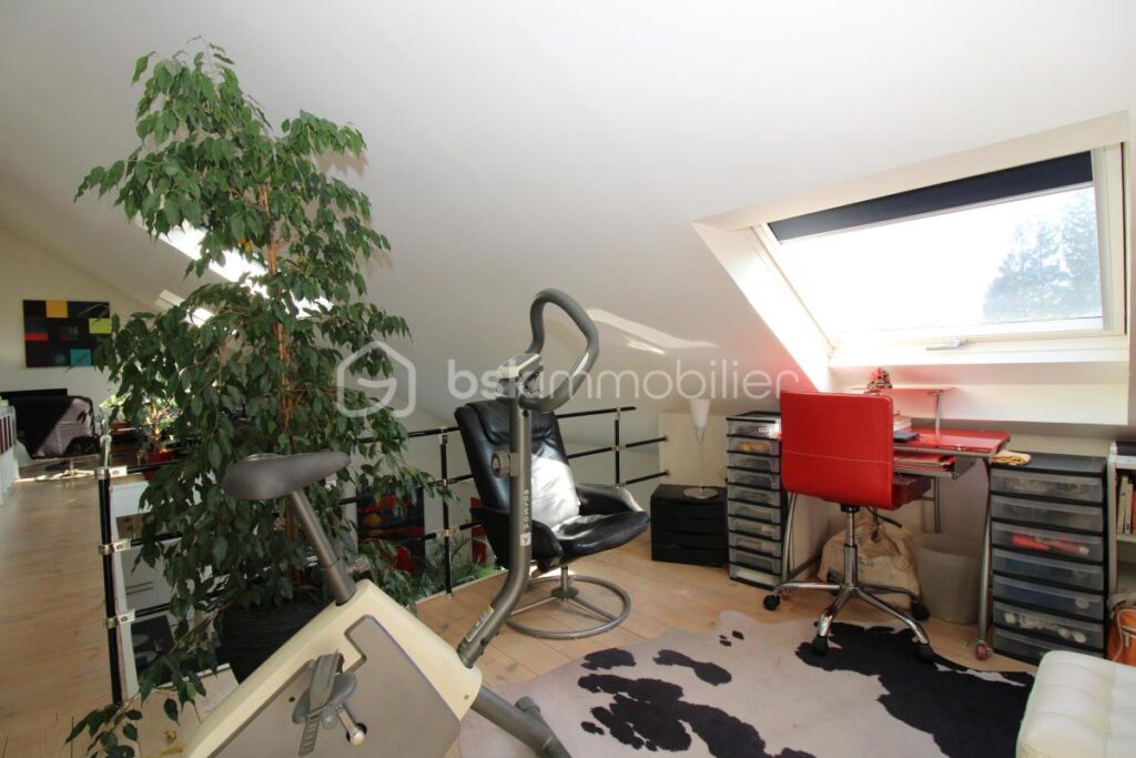 Maison 205 m2 5 ch – 7 pièces – 5 chambres – 205 m²