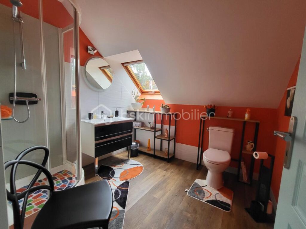 Maison au bord de l’eau ! – 4 pièces – 2 chambres – 130 m²