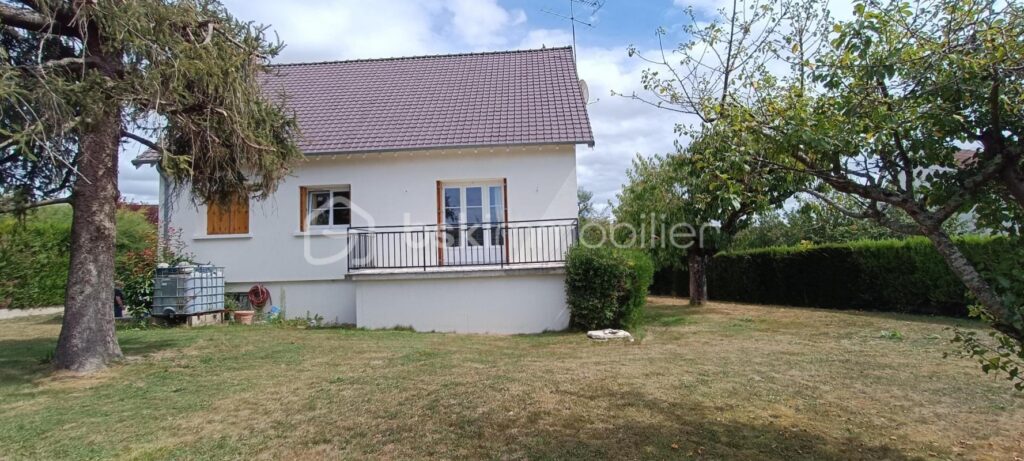 Maison familale – 8 pièces – 6 chambres – 130 m²