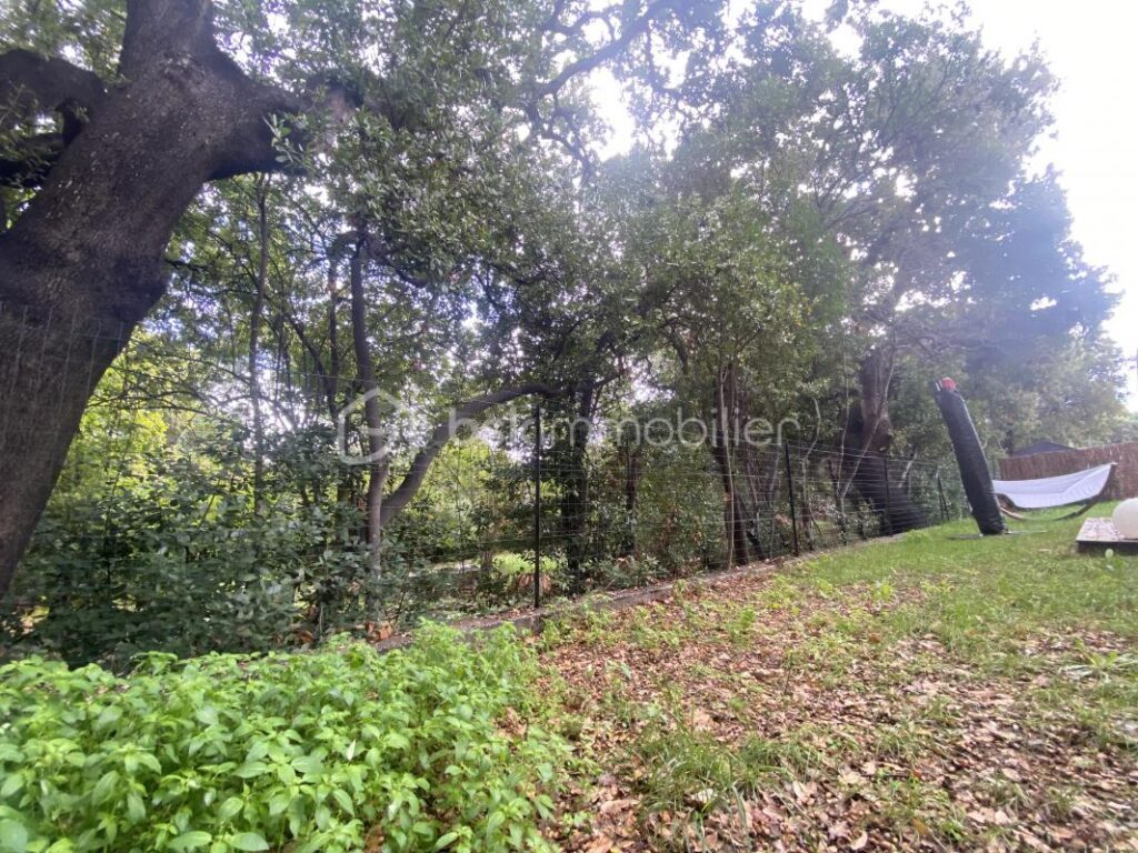 Jolie maison, au calme absolu ! – 4 pièces – 3 chambres – 90 m²