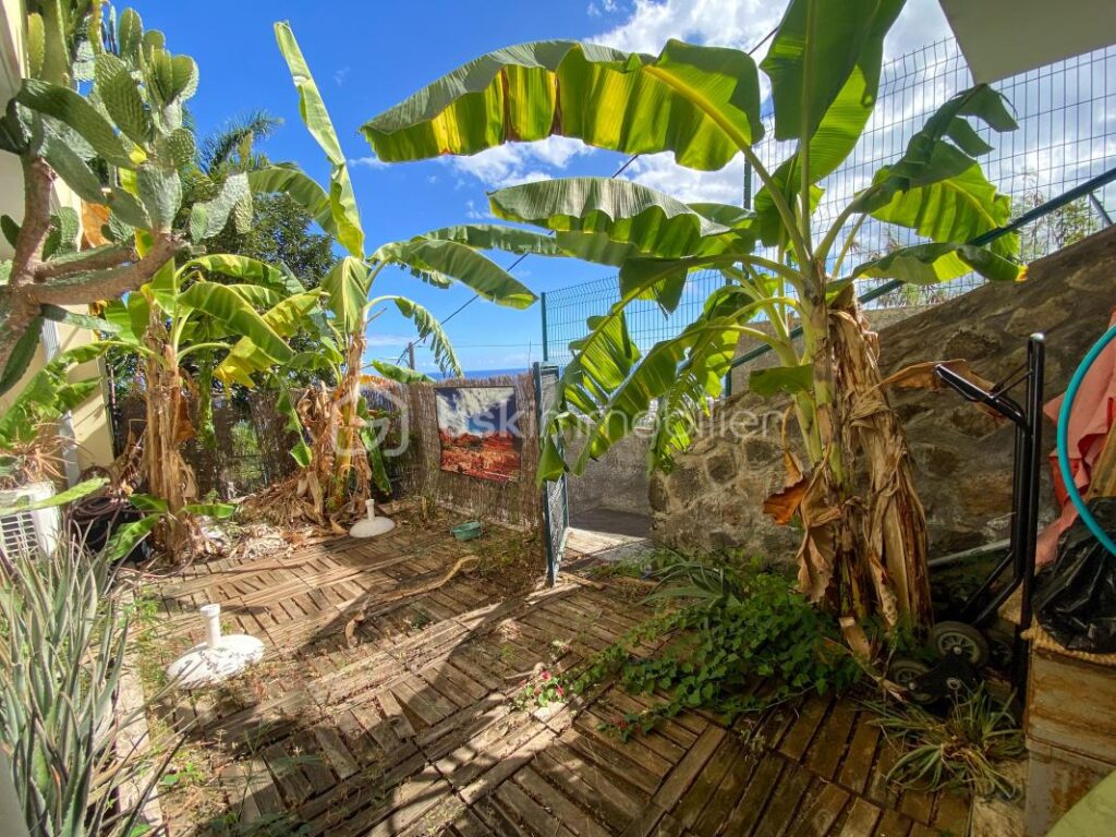 Appartement T2 en Triplex avec vue mer – 2 pièces – 1 chambre – 58 m²